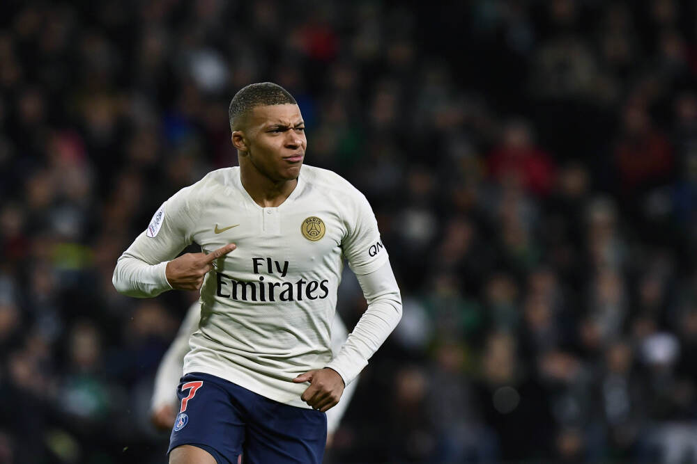 也是一匹快马！艾维反击对抗失衡抛投打成2+1